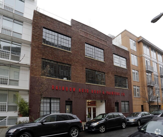 Primary Photo - 1445 Church St NW