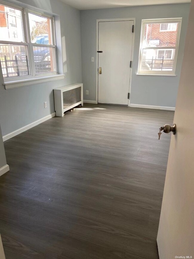 Building Photo - 87-03 Kingston Pl