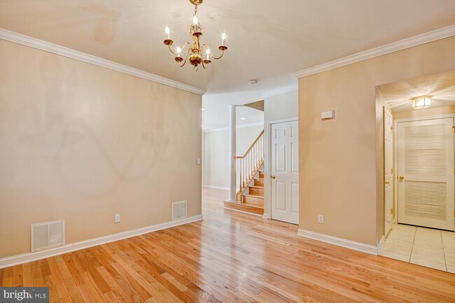 Building Photo - 88 Windsor Pond Rd
