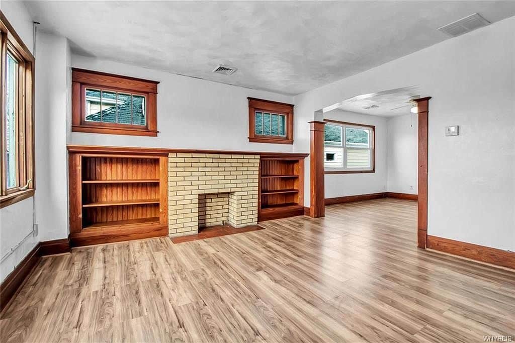 Primary Photo - 119 Hedwig Ave