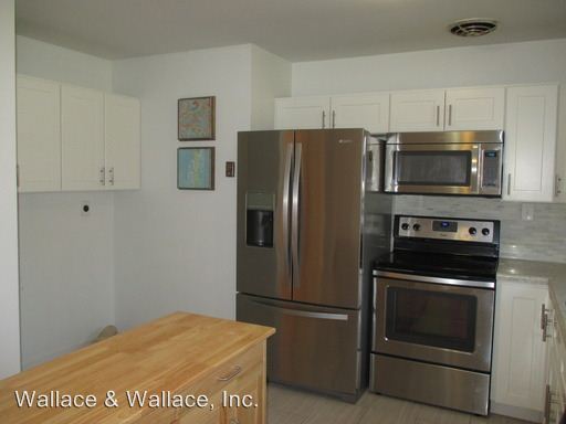 Building Photo - 3103 Hazelwood Rd