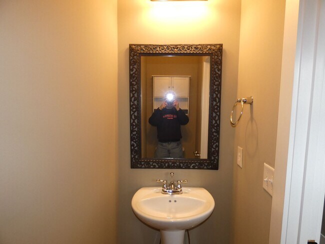 Foto del edificio - Home for rent in River Pointe!!