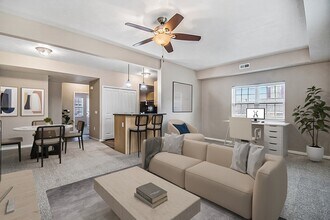 Building Photo - Lynbrook Apartments and Townhomes