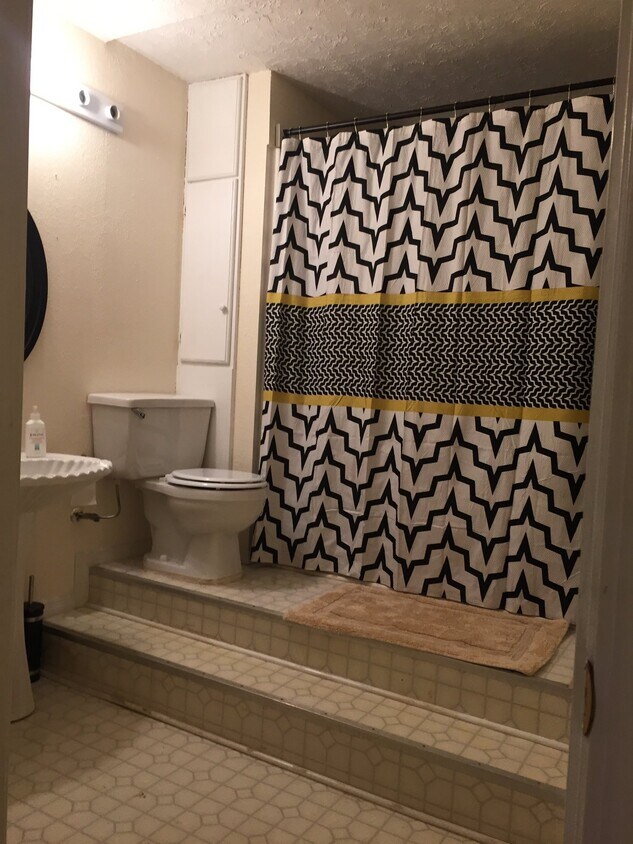 Foto del edificio - 2-4 Hickory Ridge