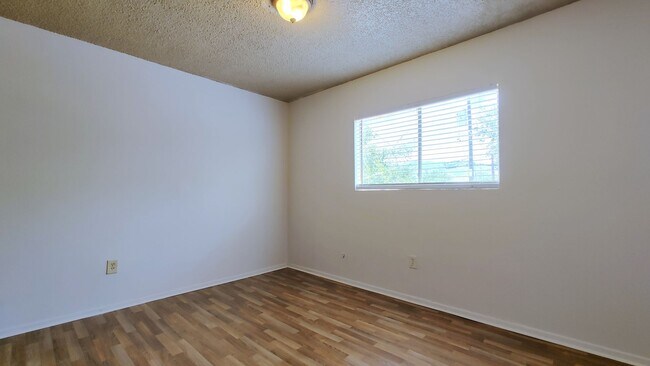 Foto del edificio - 216 General Stilwell St NE