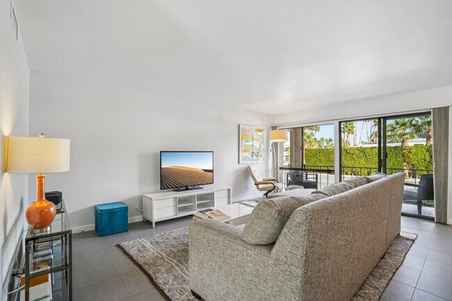 Foto del edificio - 2727 S Sierra Madre