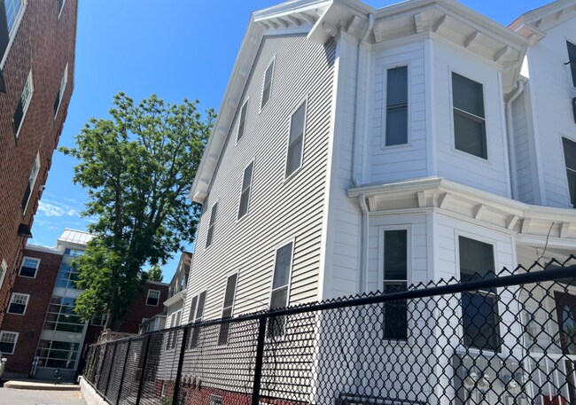 Foto del edificio - 141 Prospect St