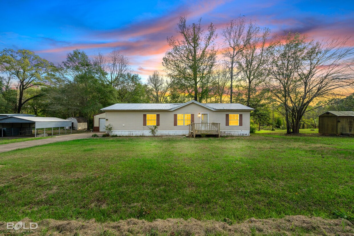 Foto principal - Log Cabin Style Double Wide in Waskom