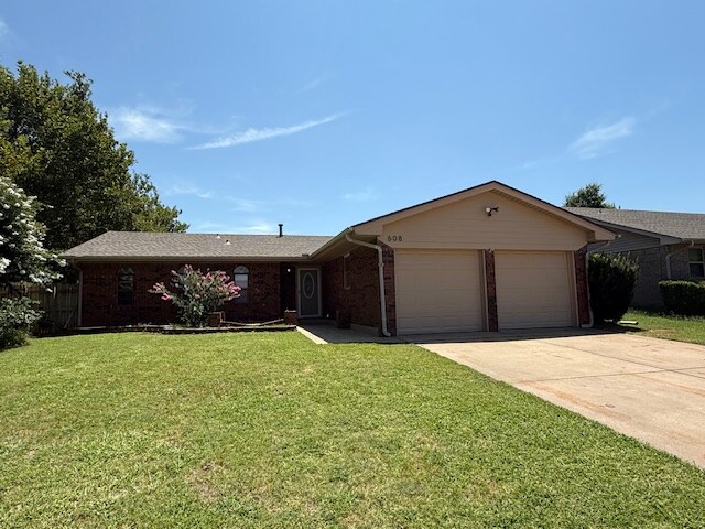 Foto principal - 608 Linda Ln