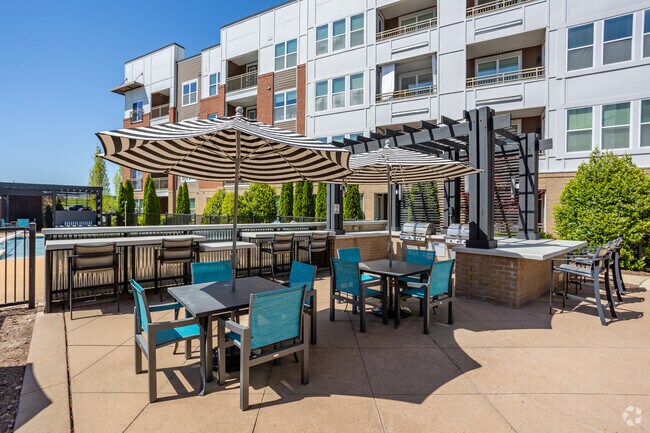 Área de barbacoa al aire libre - Paxton Cool Springs