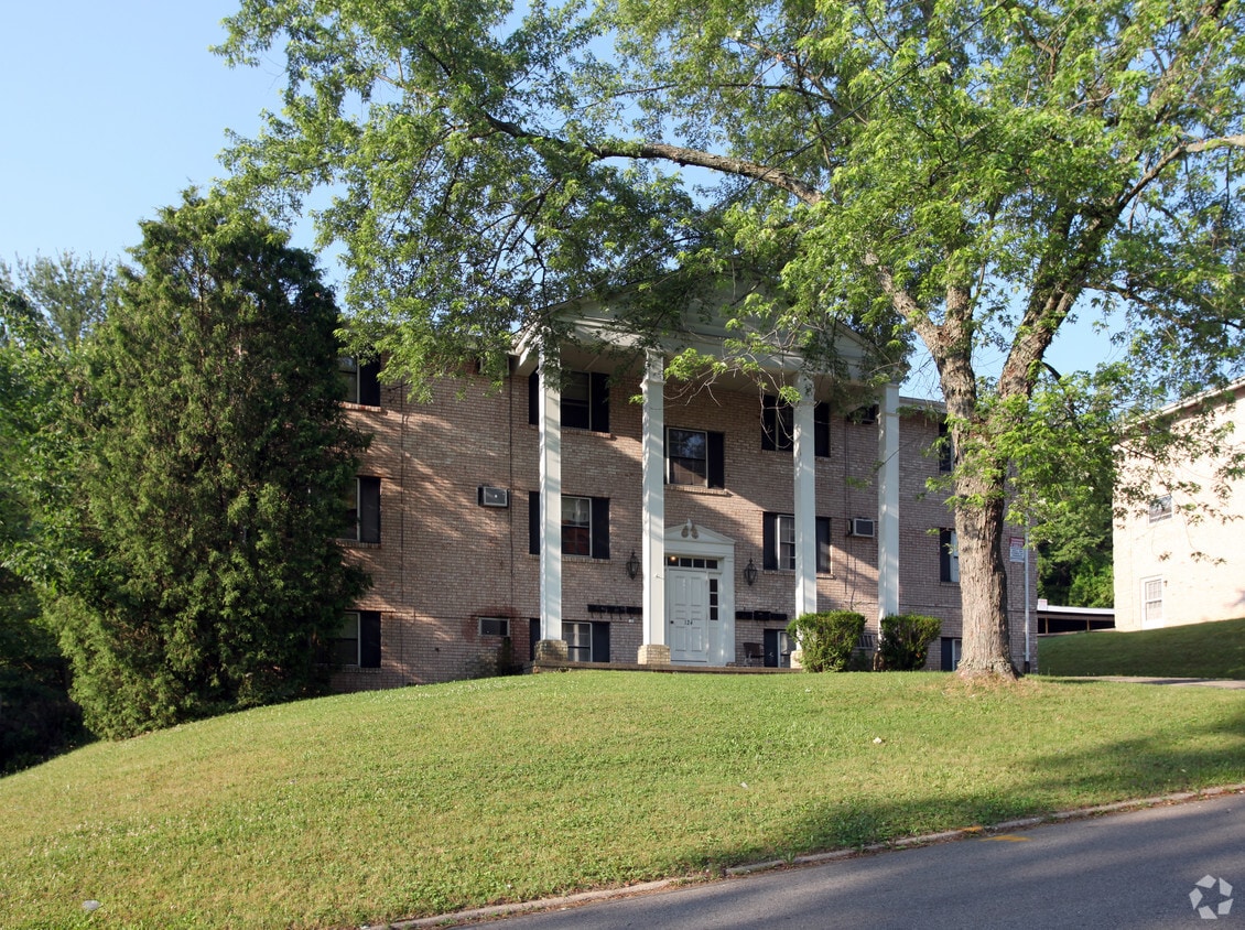 Building Photo - 124 Sunnyslope Dr