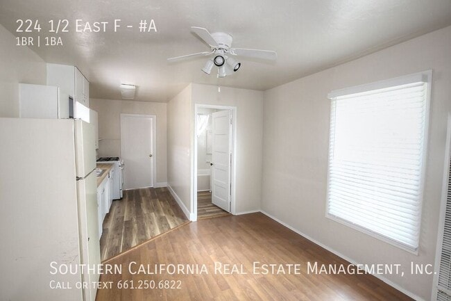 Building Photo - 224 1/2 East F-#A