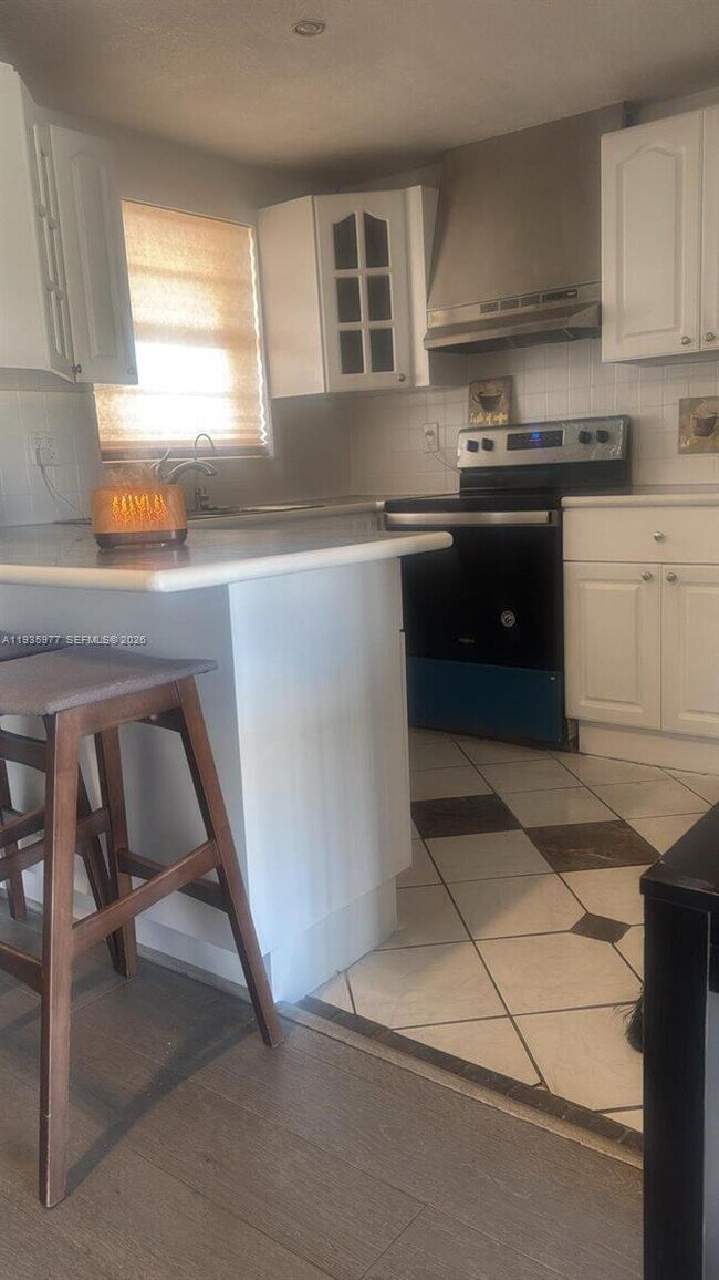 Foto del edificio - 8897 Fontainebleau Blvd