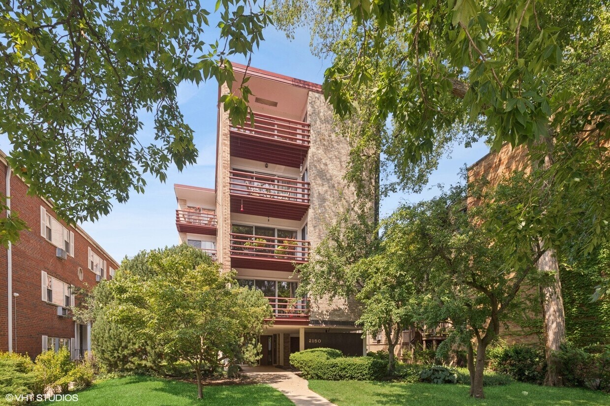 Foto principal - 2150 Sherman Ave