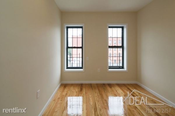 Building Photo - 538 Hegeman Ave
