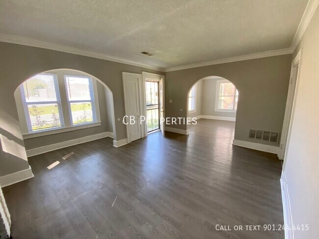 Building Photo - 3219 Carnes Ave