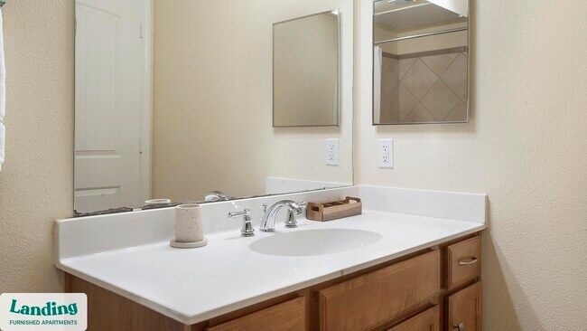 Foto del edificio - 625 E Stassney Ln