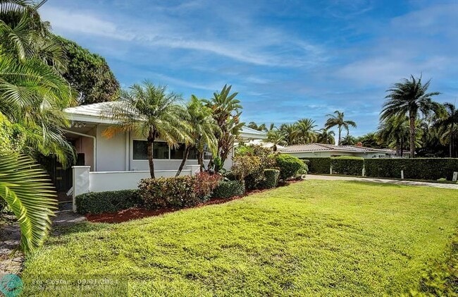 Building Photo - 2325 Barcelona Dr