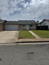 Building Photo - 2014 Spruce Cir