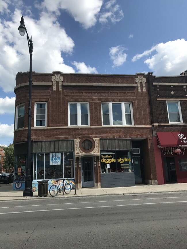 Building Photo - 3201 S Halsted St