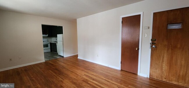 Building Photo - 22 Orchard Hills Dr