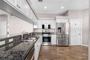Foto del edificio - 6207 Kiteridge Dr