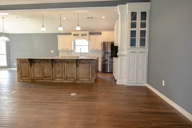 Building Photo - 7930 Friar Point Drive