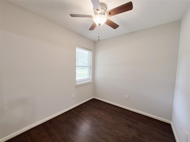 Building Photo - 10506 Chatterton Dr