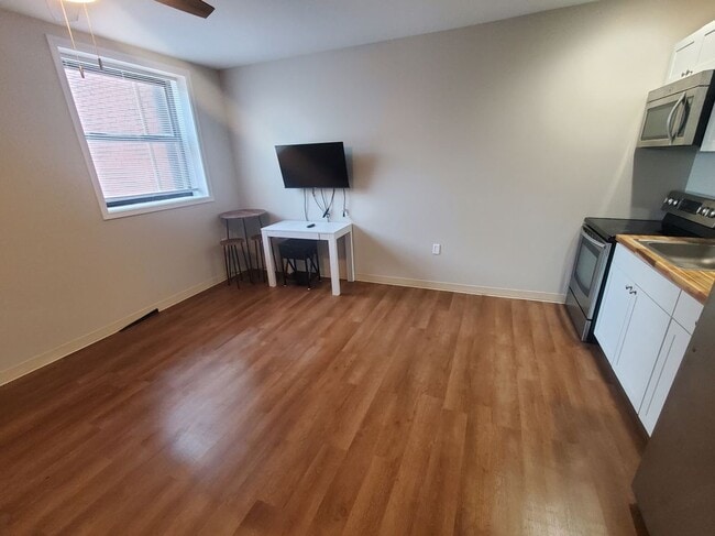 Foto del edificio - 643 Washington St