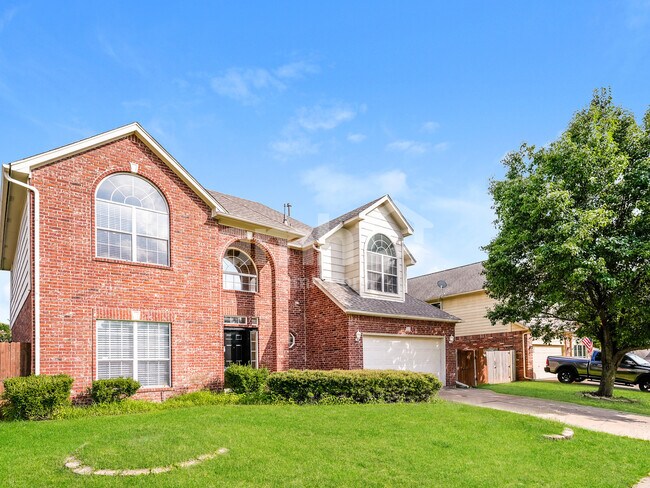 Foto del edificio - 513 N Sweet Gum Ave