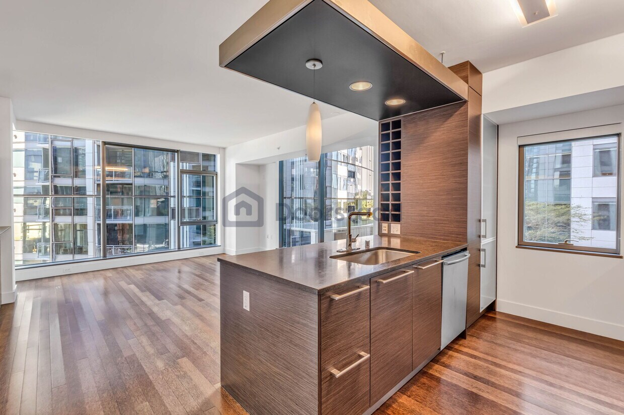 820 Blanchard St Unit 808, Seattle, WA 98121 Condo for Rent in