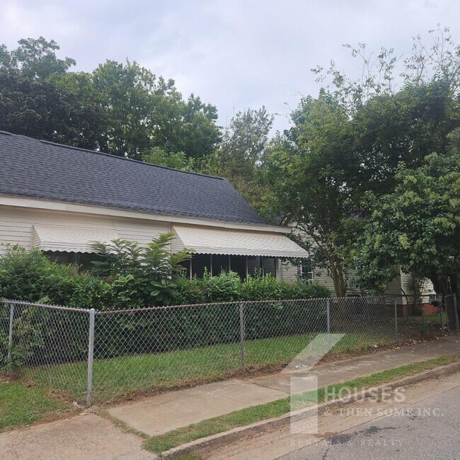 Photo - 6 Wrigley St House