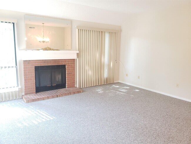 Foto del edificio - 512 Heritage Hills