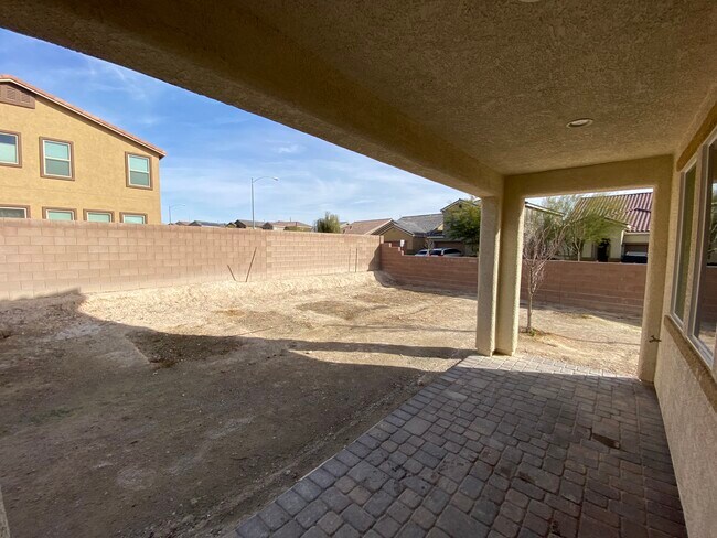 Building Photo - 4060 Crystal Island Ave