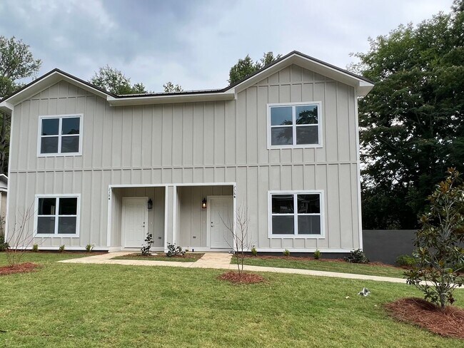 Building Photo - Summerhill 238 B