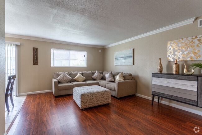 Living Room - Falls of Deer Park Apartments