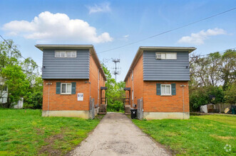 Building Photo - 39 Wuest St