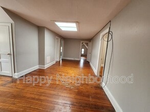 Building Photo - 130 Bradley Ave