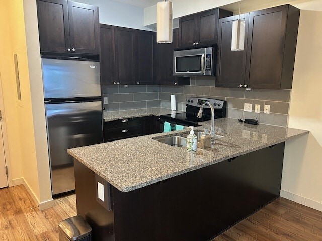 Building Photo - 99 Chapel St