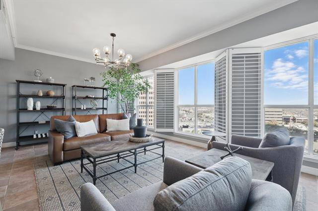 Foto del edificio - 3401 Lee Pkwy