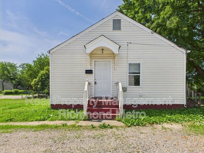 Building Photo - 2420 Gordon Ln