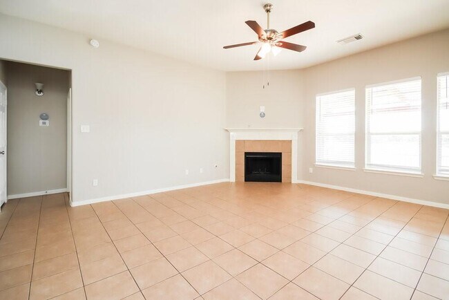 Building Photo - 25902 S Lakefair Dr