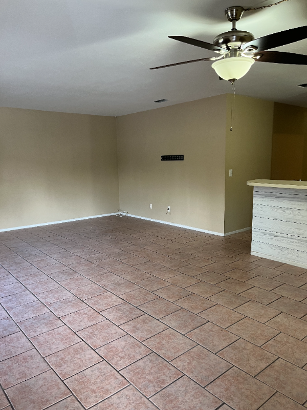 Foto del edificio - 25028 Harbor View Rd