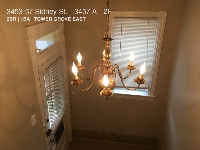 Building Photo - 3457 Sidney St