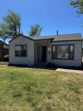 Building Photo - 2104 9th Ave