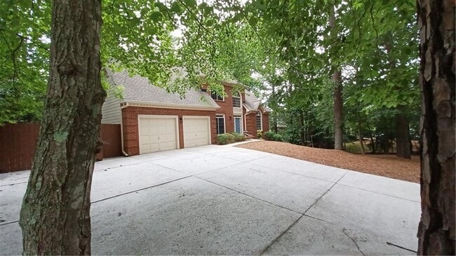 Foto del edificio - 5190 Southlake Dr