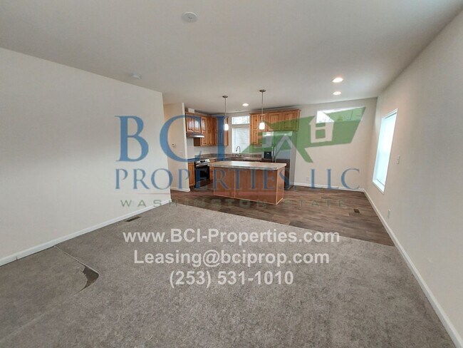 Foto del edificio - BRAND NEW 2 BEDROOM, 1 BATH!!!