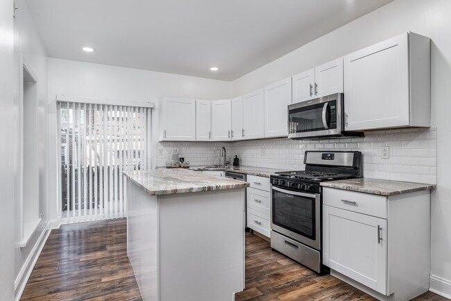 Foto del edificio - 1639 N Corlies St