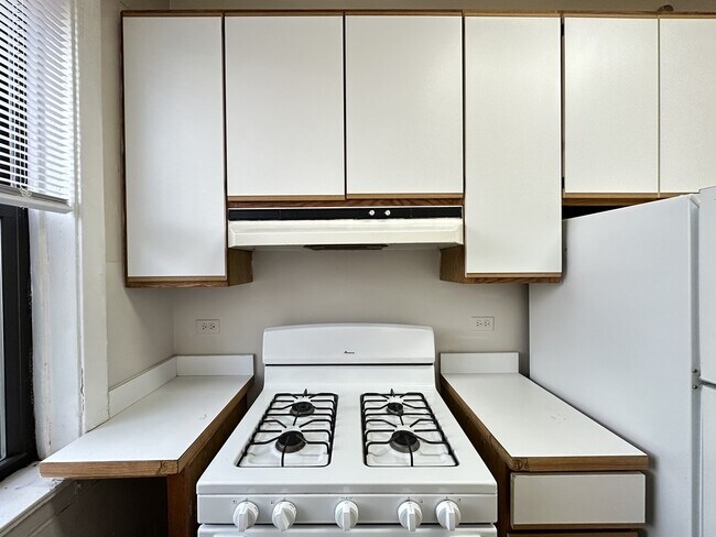 Foto del edificio - 1326 Oak Ave