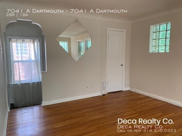 Building Photo - 2 Bedroom Apartment